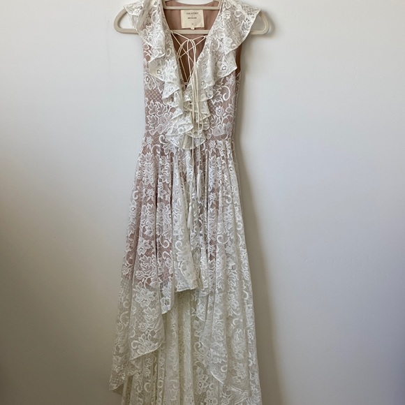 Revolve The JetSet Diaries White Lace High Low Dress Size: XS - Picture 2 of 11